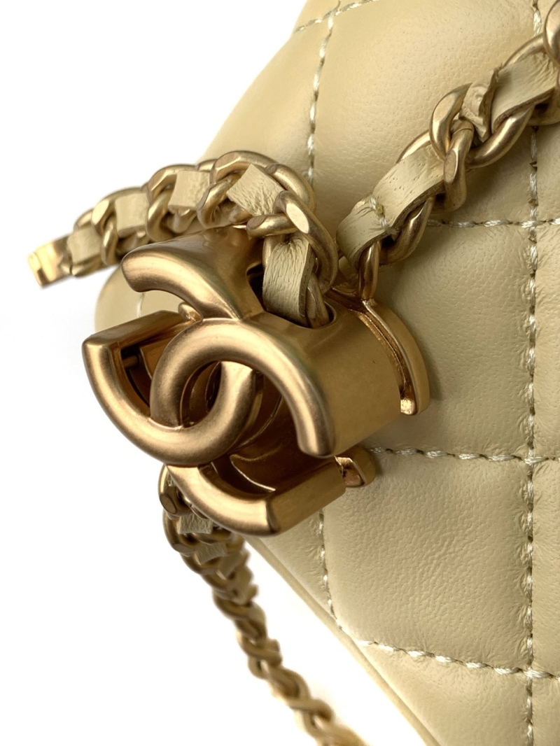 Ch**el cosmetic bags